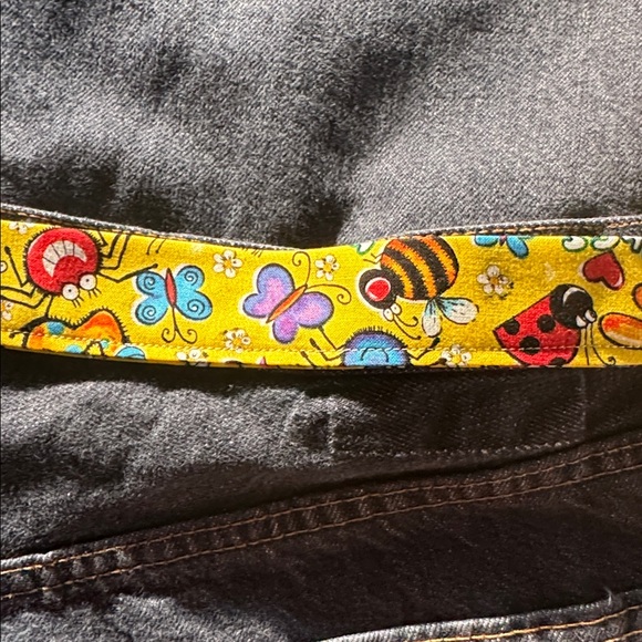 Denim Apron with Bugs Trim - Picture 4 of 12